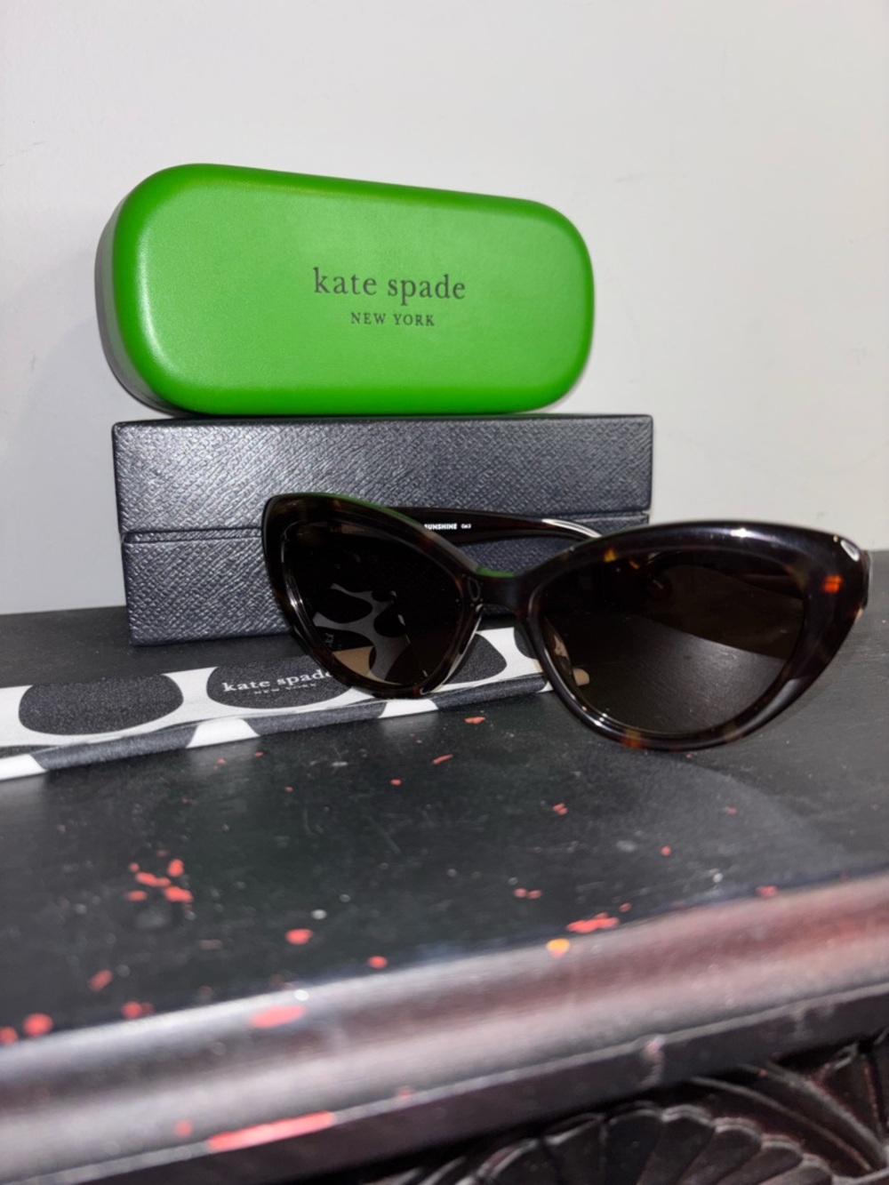 Kate Spade Marlah Sunglasses in Tortoise Shell with Case NIB
